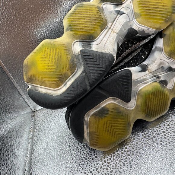 Size 7.5 Nike Flyknit Zoom Womens Black White Agility Running Shoes 698616-004 - Picture 9 of 9